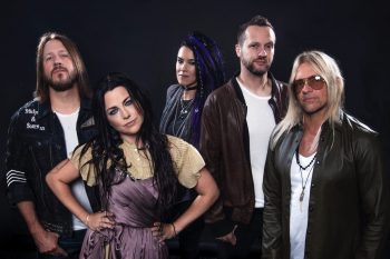 Record Label Wanted Male Singer To Make Evanescence Sound “Familiar”, Says Amy Lee