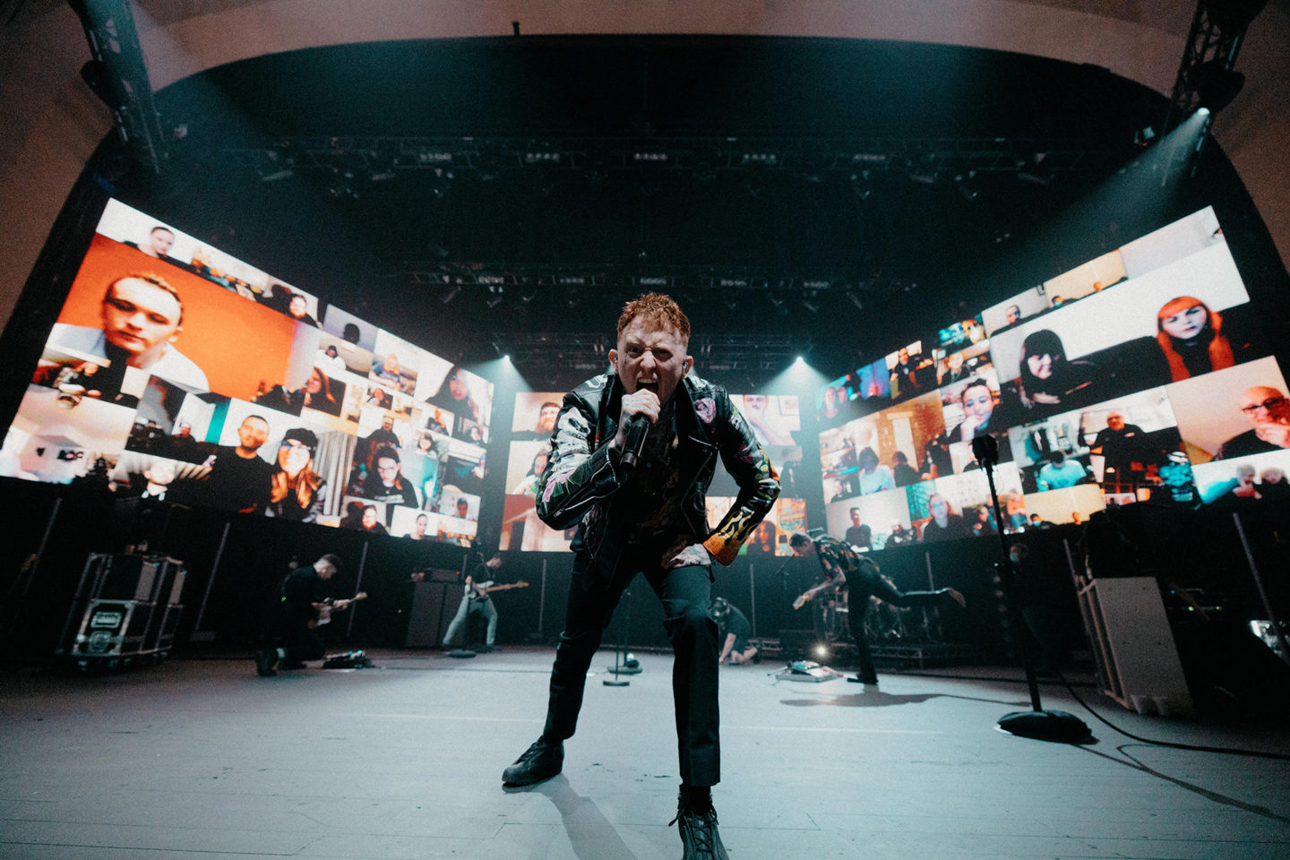 Frank Carter & The Rattlesnakes – MelodyVR – Brixton Academy – In VR