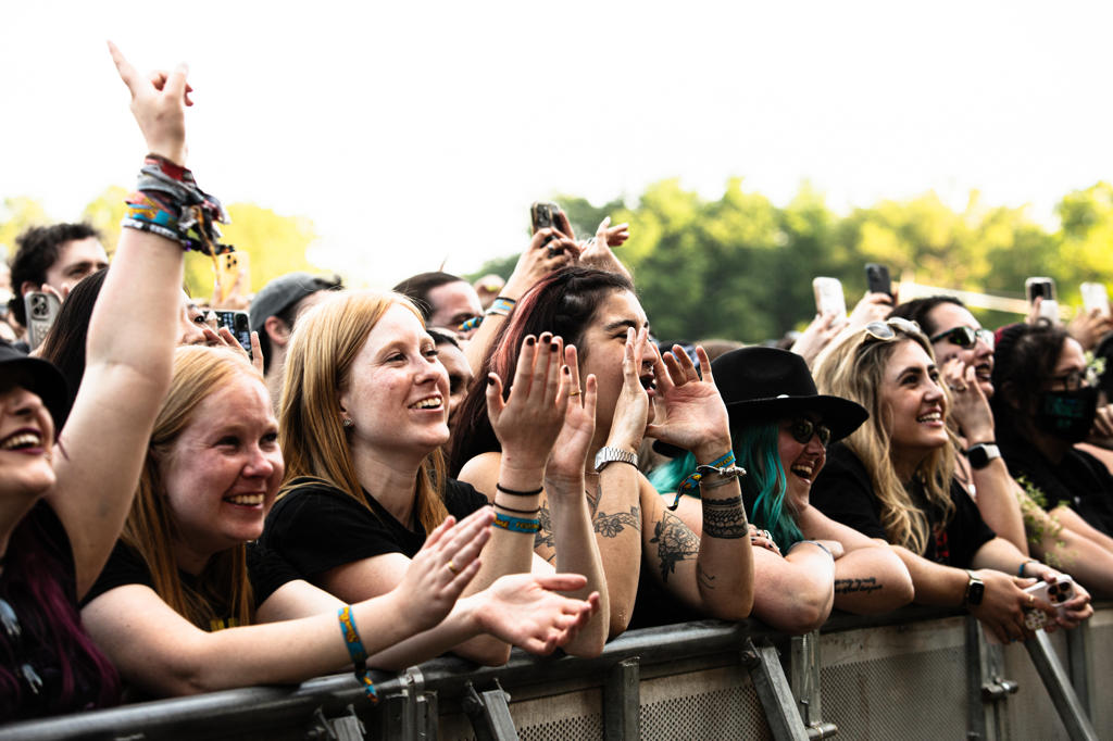 Slam Dunk 2025 Share Stage Times & Splits